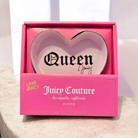 NEW Juicy Couture Pink Heart Queen Ceramic Trinket Tray 5 Inches New With Tags - Picture 2 of 3